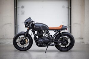 CX500 cafe racer : la transformation exceptionnelle de Sacha Lakic