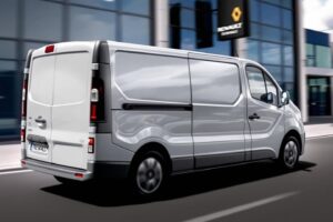 Quel moteur choisir pour un Renault Trafic 3 neuf places ?